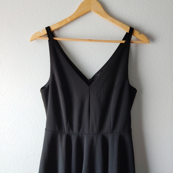 Lulu's Black Sleeveless Pleated Dress - Picture 4 of 6